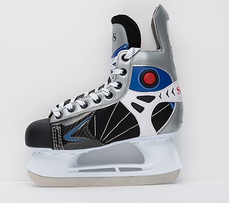 SSS|スケート靴、スケートグッズの製作メーカー エスク株式会社では、アイススケート靴、スケートグッズの製作を請け負うトップブランドです。